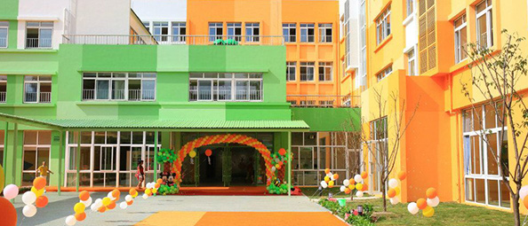 2017年
上海贝贝佳欧莱幼儿园开园